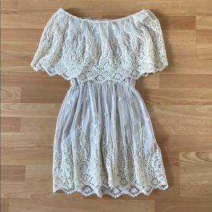 Short embroidered dress